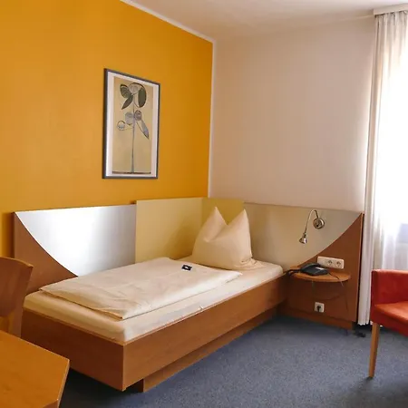 Hasi's Hotel 3*
