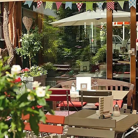 Hotel Hasi's 3*